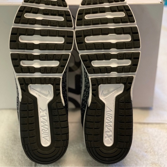 Nike AIRMAX - Picture 5 of 5